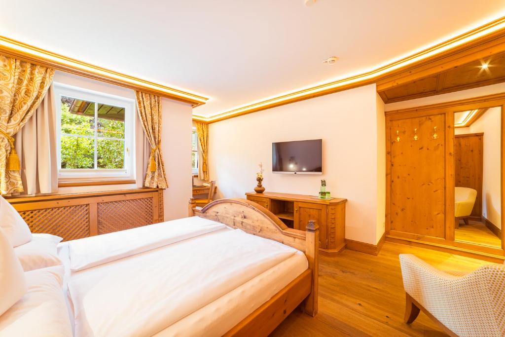 TV a/nebo společenská místnost v ubytování Via Salina - Hotel am See - Adults Only