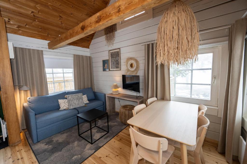 TV a/nebo společenská místnost v ubytování Västervik Resort