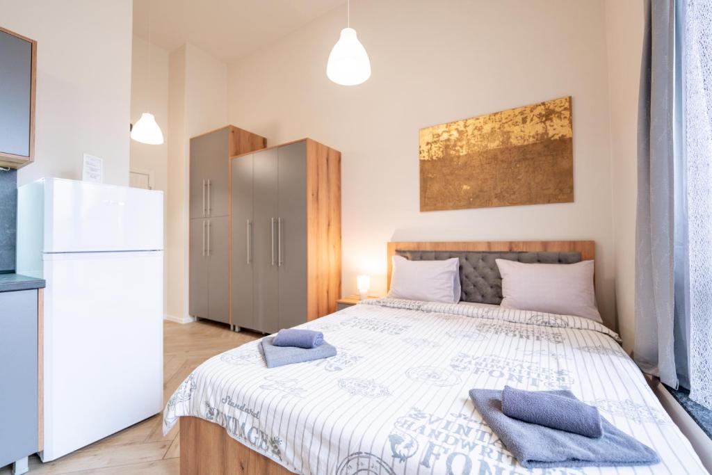 Travel Proud WOW studios for rent - bul Montevideo 25A - B - Studio Standard