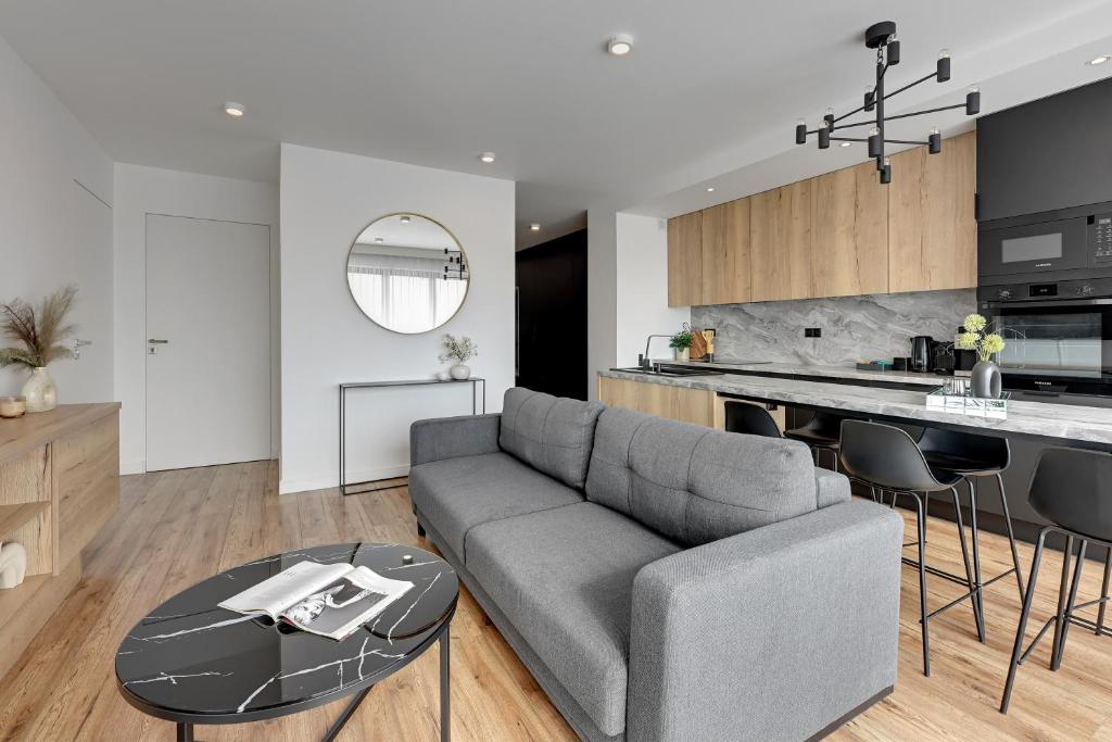 Downtown Apartments Aura - Riverside & Parking - 