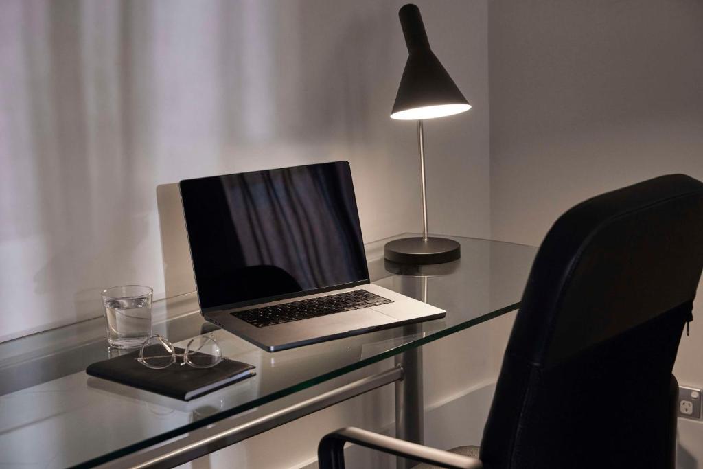 The Victoria Hotel - Resim 7