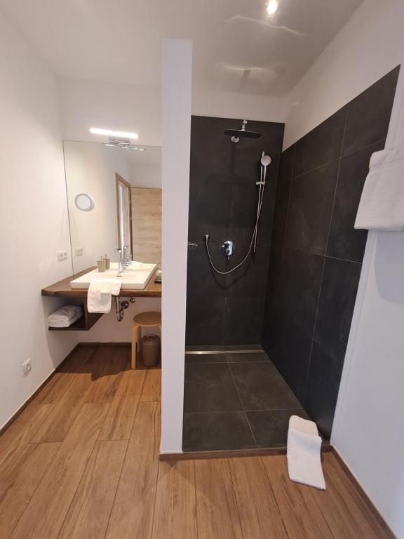 Kúpeľňa v ubytovaní Panorama Appartements Filzerhof