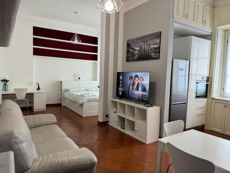 Ponthouse: Navigli, IULM, Romolo