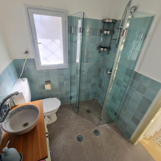 Koupelna v ubytování Bright, quiet charming getaway ideally located