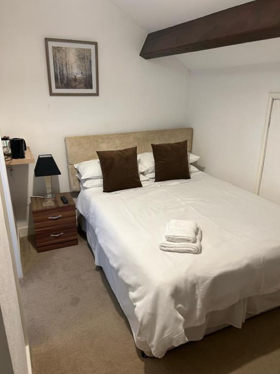 Rooms at the Bush - Budget Double Room