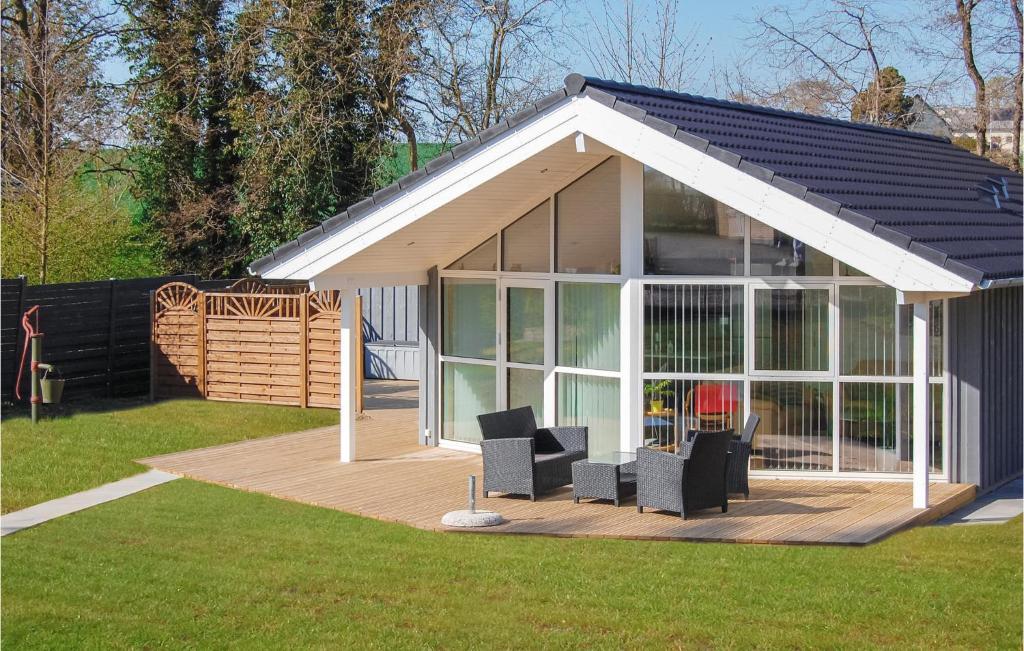 Κήπος έξω από το Two-Bedroom Holiday Home Haderslev 02