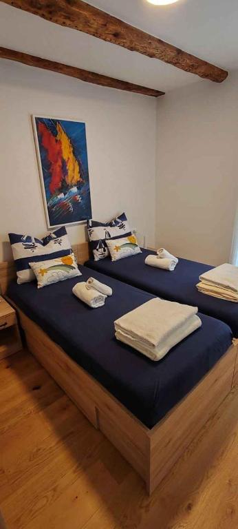 Zdjęcie z galerii obiektu Apartment in Njivice/Insel Krk 27855 w mieście Nijvice