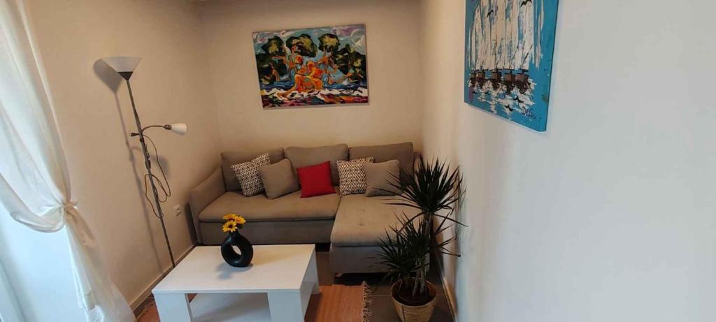 Zdjęcie z galerii obiektu Apartment in Njivice/Insel Krk 27855 w mieście Nijvice