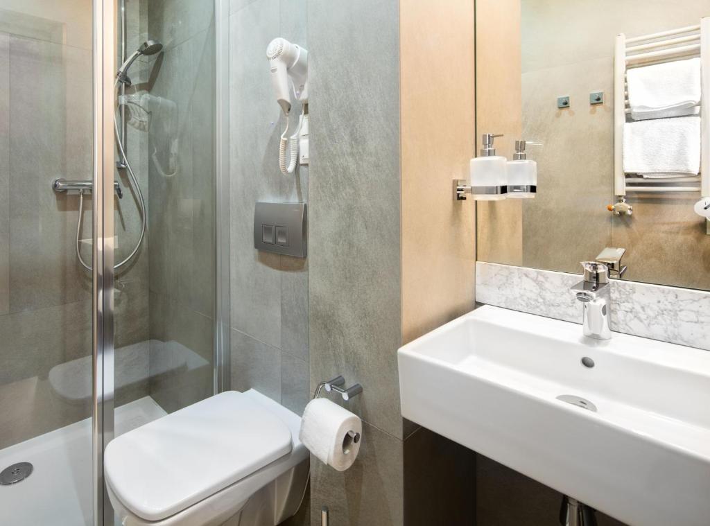 Hotel Szary Residence - Habitación Doble Pequeña Y Económica