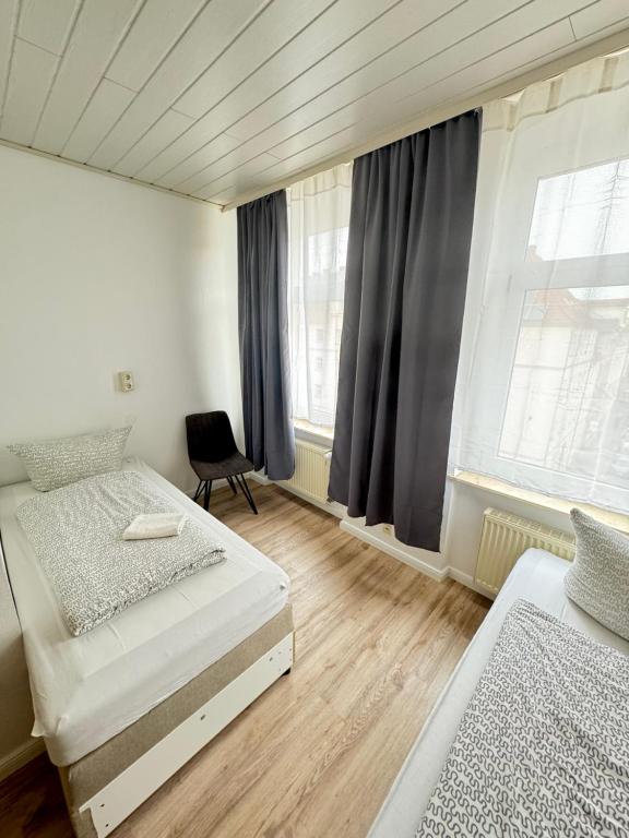 Pension Sonnenschein - Small Twin Room