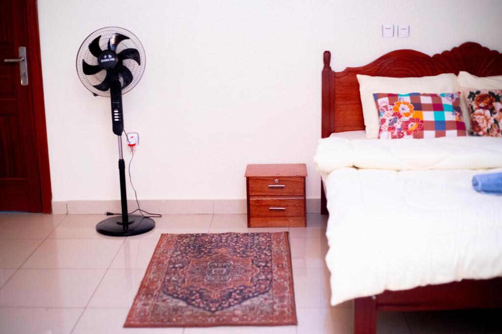 Apartment - Sleeps 11 Pets Welcomed & Garden