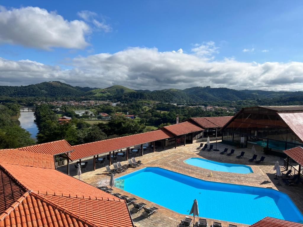 Uma vista da montanha tirada do resort 
