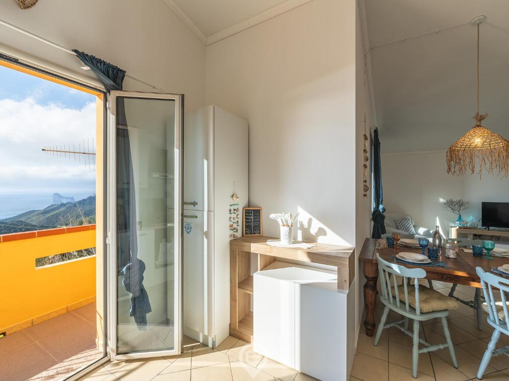 Nespecifikovaný výhled na hory nebo výhled na hory při pohledu z apartmánu