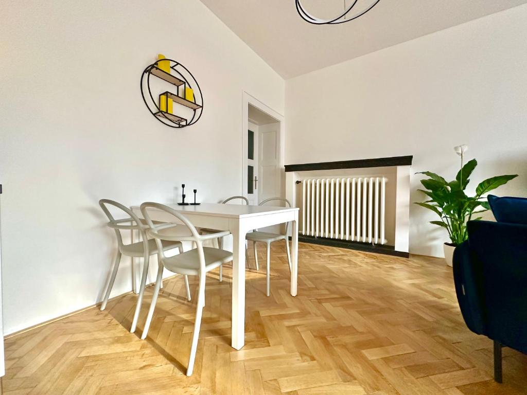 Fotografie z fotogalerie ubytování Botanique Rooms with Sauna by Homester v destinaci Brno