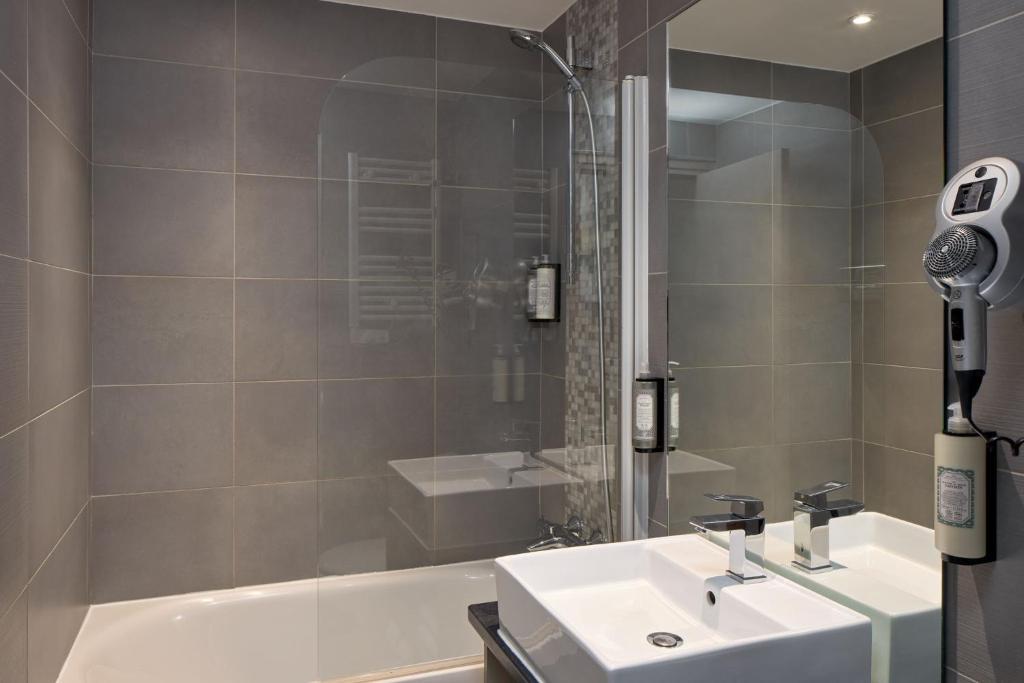 Timhotel Paris Gare Montparnasse - Resim 25