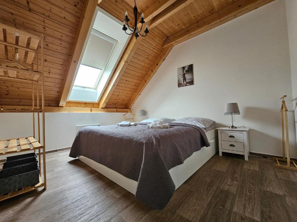 Voodi või voodid majutusasutuse Apartmán MÁJA Mikulov toas