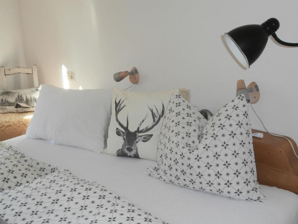 Postel nebo postele na pokoji v ubytování Haus Barbara