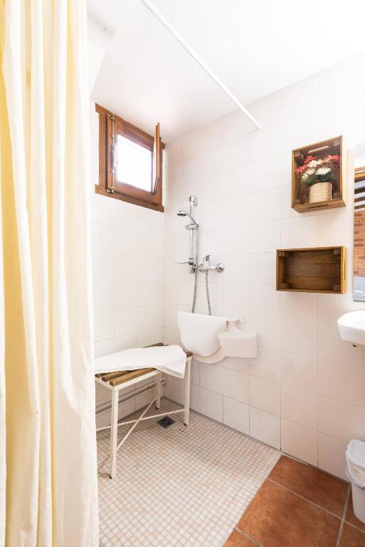 Koupelna v ubytování Apartamentos Econatur