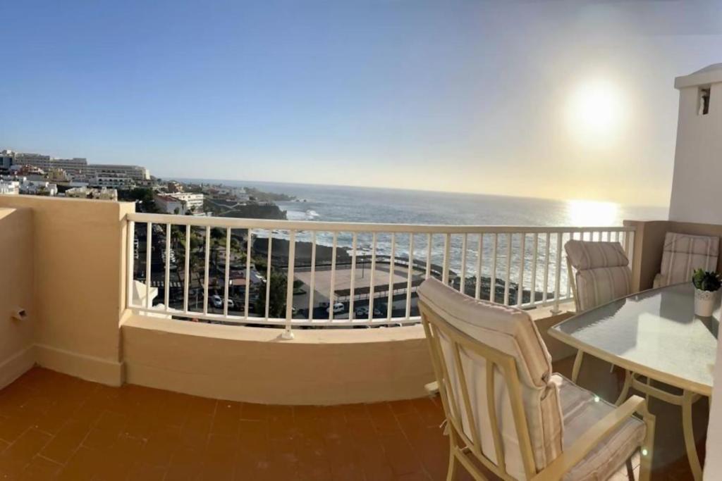 Balkón nebo terasa v ubytování Apartamento con vistas al mar