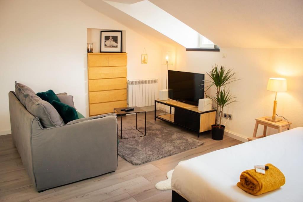 Doux cocon Grand studio de douceurs, Albertville (updated prices 2024)