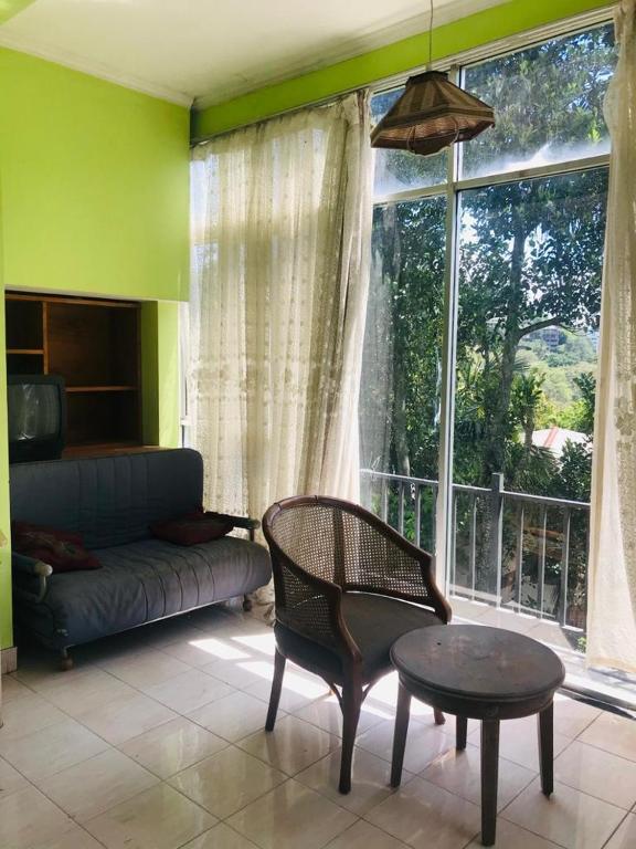 Posezení v ubytování Suisse View Residence Kandy