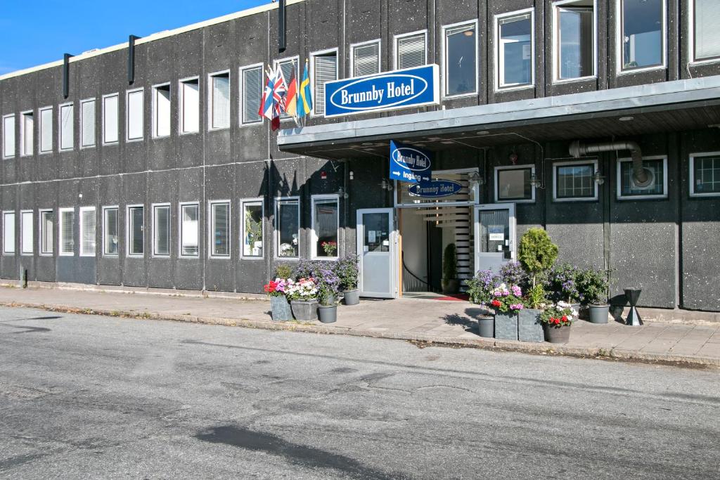 Brunnby Hotel - Resim 6