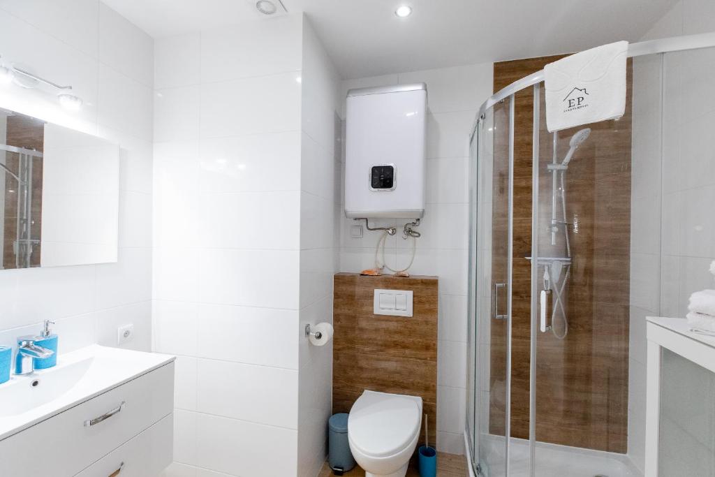 Koupelna v ubytování Apartament HAPPY 302 Łukęcin BlueMare basen EPapartamenty