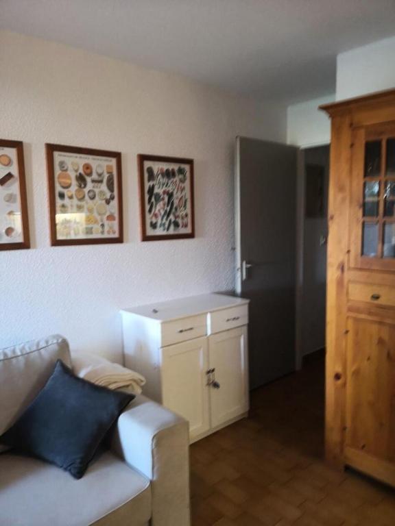 Kuchyňa alebo kuchynka v ubytovaní Résidence Antigua - Appartement 2 pièces au rez-de-chaussée à LE BARCARES - CAP COUDALERE MAE-2244