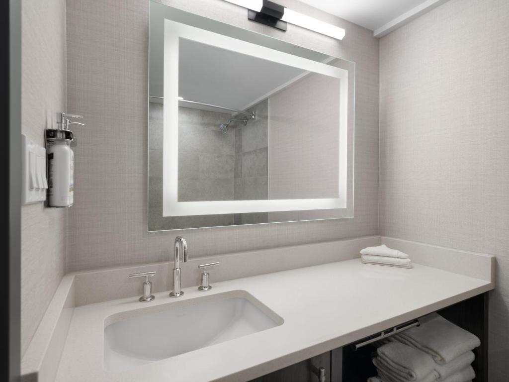 Holiday Inn Calgary Airport by IHG - Resim 16