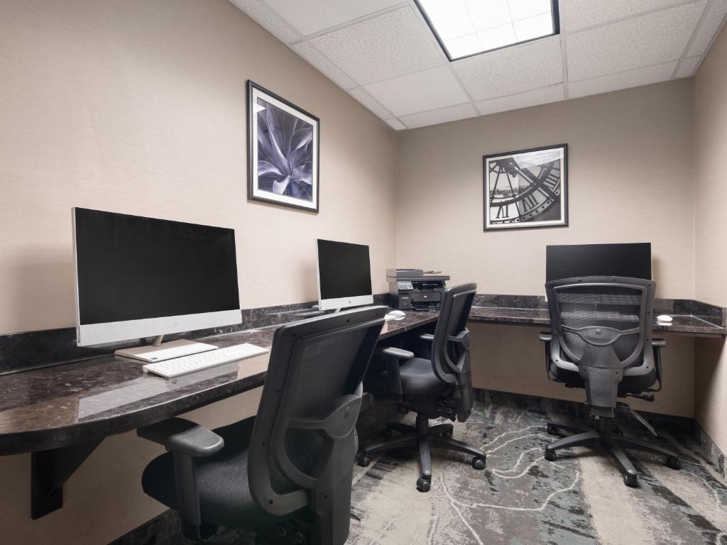 Holiday Inn Calgary Airport by IHG - Resim 32