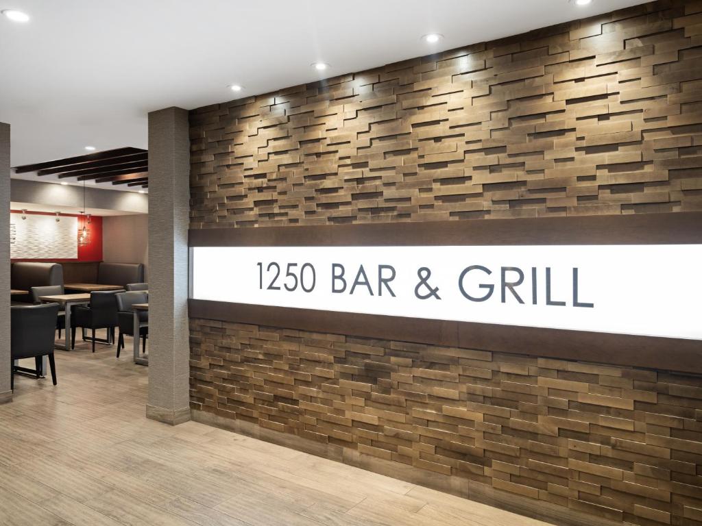 Certifikát, hodnocení, plakát nebo jiný dokument vystavený v ubytování Holiday Inn Calgary Airport by IHG