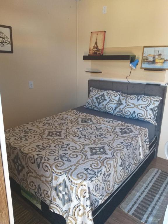 Een bed of bedden in een kamer bij Cancelada