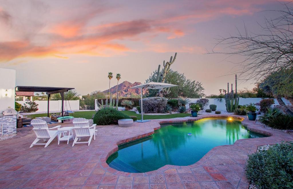 Piscina a Desert Oasis Retreat Luxe Hideaway in Paradise Valley o a prop