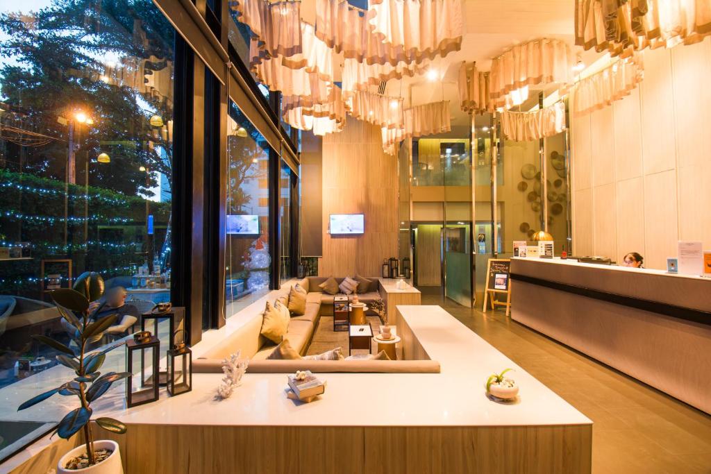 Aster Hotel and Residence by At Mind - Resim 6