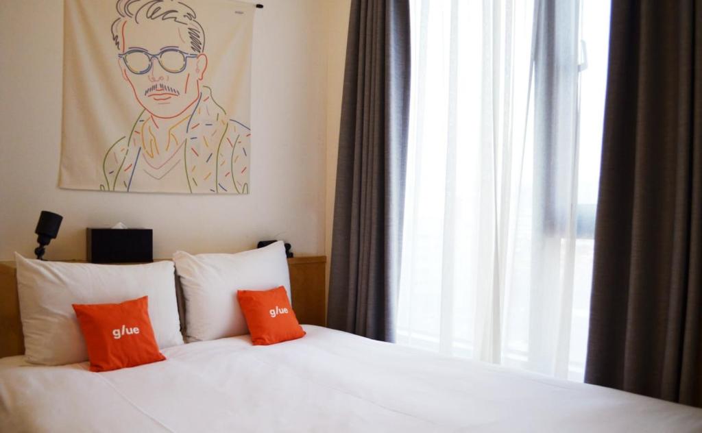 Glue Hotel - Standard Double Room
