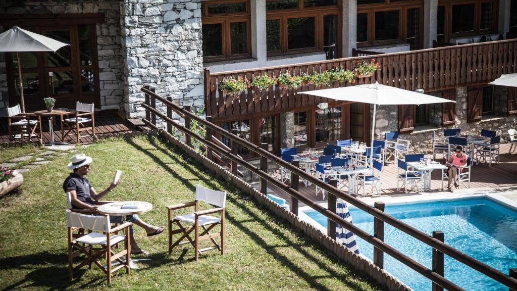 Bazén v ubytování Hotel Altitude nebo v jeho okolí