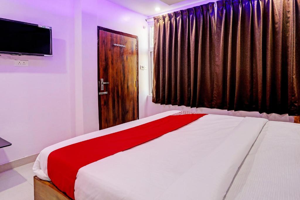 Postel nebo postele na pokoji v ubytování Hotel O Tezos Palace