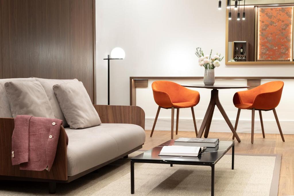 
Deluxe Two Bedroom Suite
