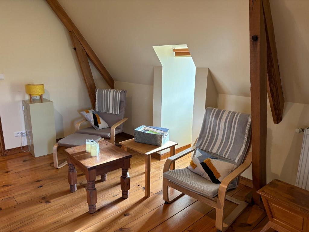 Le Petit Bonheur - Double Room With Private Bathroom