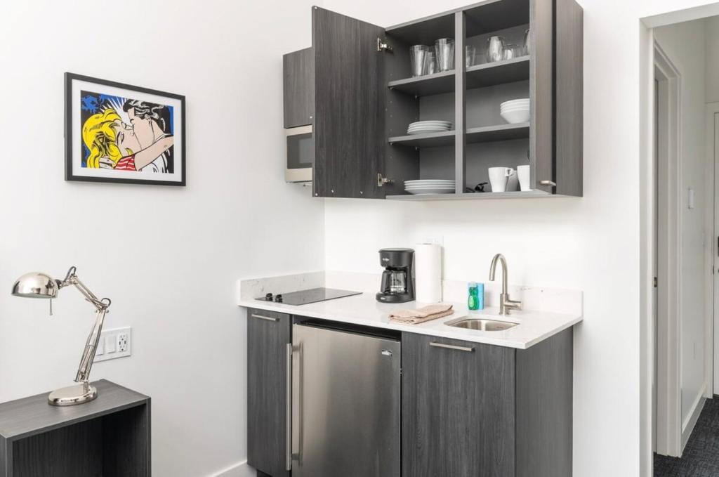 Stylish Studio in Historic Boston photo
