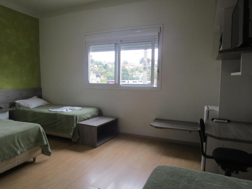 Adoro Hotel - Triple Room