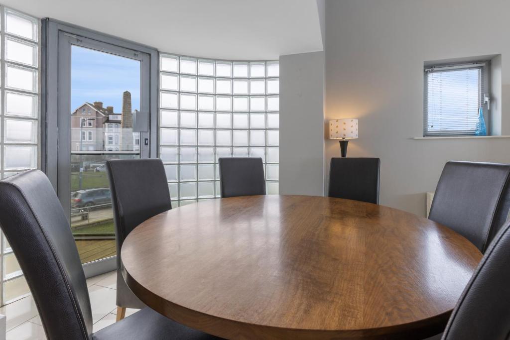 Gallery image of 55 North Apartments Portrush in Portrush