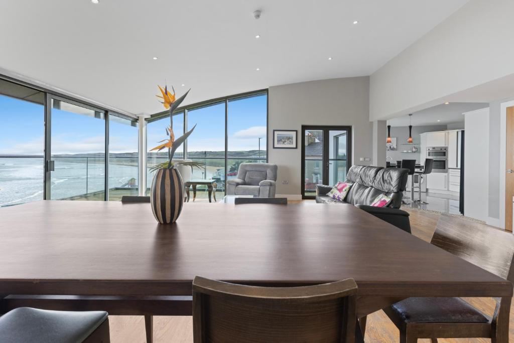 Gallery image of 55 North Apartments Portrush in Portrush