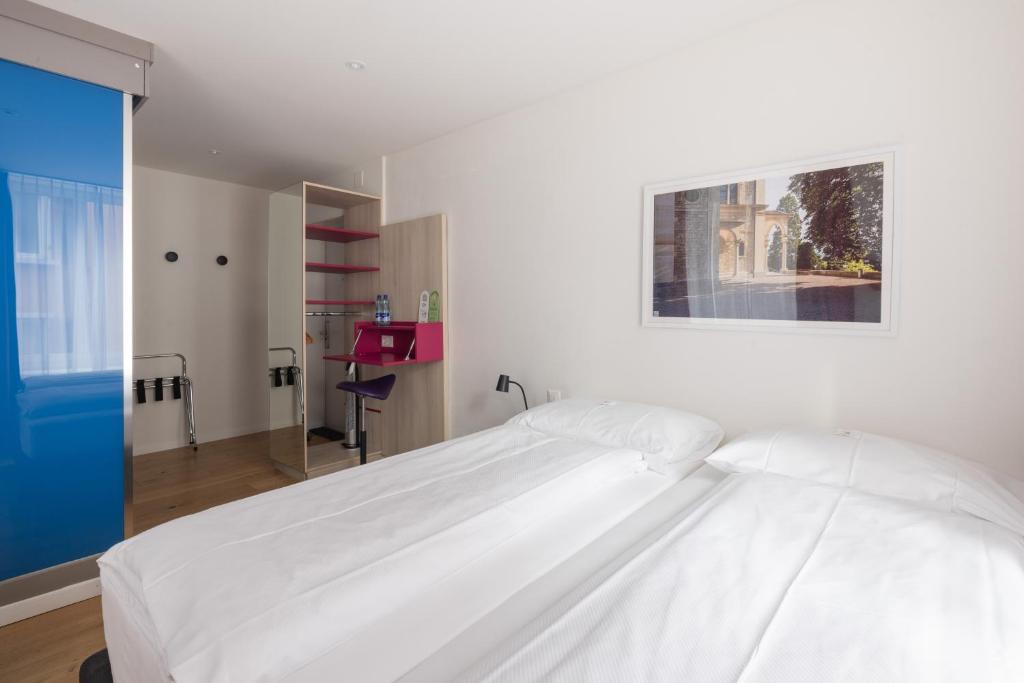 Fred Guest House Hauptbahnhof - Mobile Check-in - Resim 41