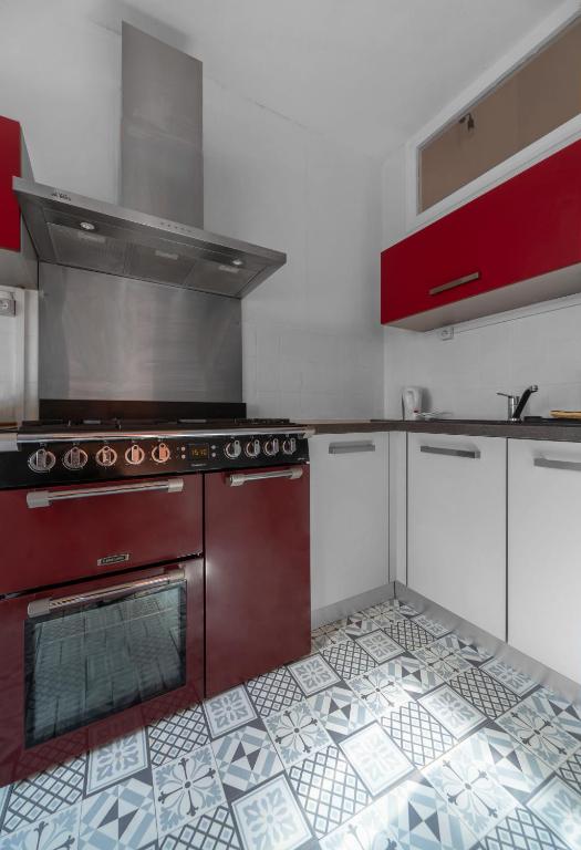 Cuisine ou kitchenette dans l'établissement L'Eugène - Maison 3 chambres