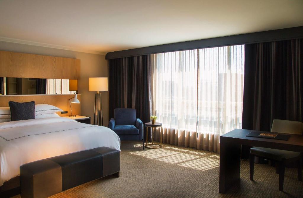The Yorkville Royal Sonesta Hotel Toronto photo
