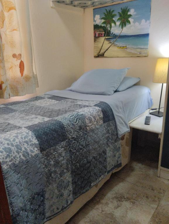 Postel nebo postele na pokoji v ubytování Nely y Pietro share apartment