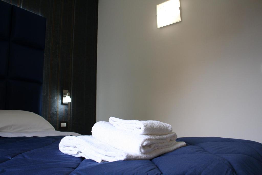 Bamboo Luxury B&B - 4