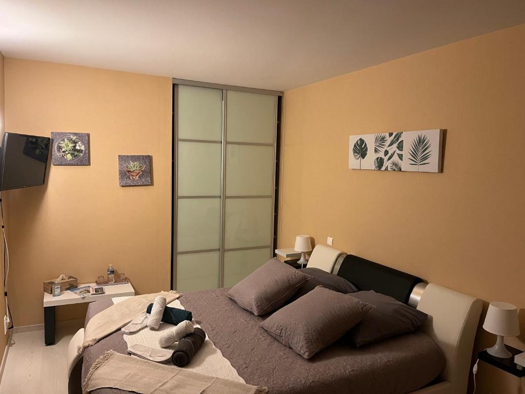 Chambres d hôtes Villa Anani Cosson alex - Tweepersoonskamer Met Uitzicht Op Het Zwembad