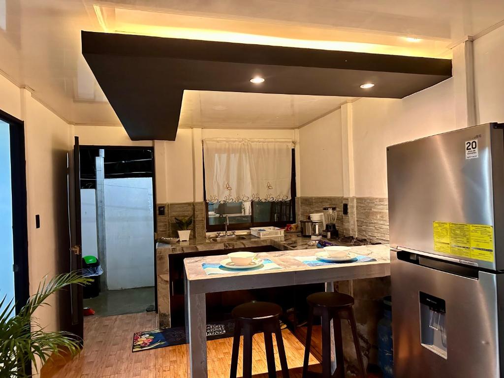 A cozinha ou cozinha compacta de Casa caribes